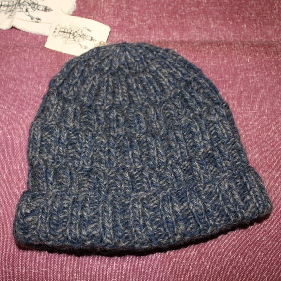 💥 Merino Marbled Blue Beanie w Fold - Unisex - Picture 1 of 3